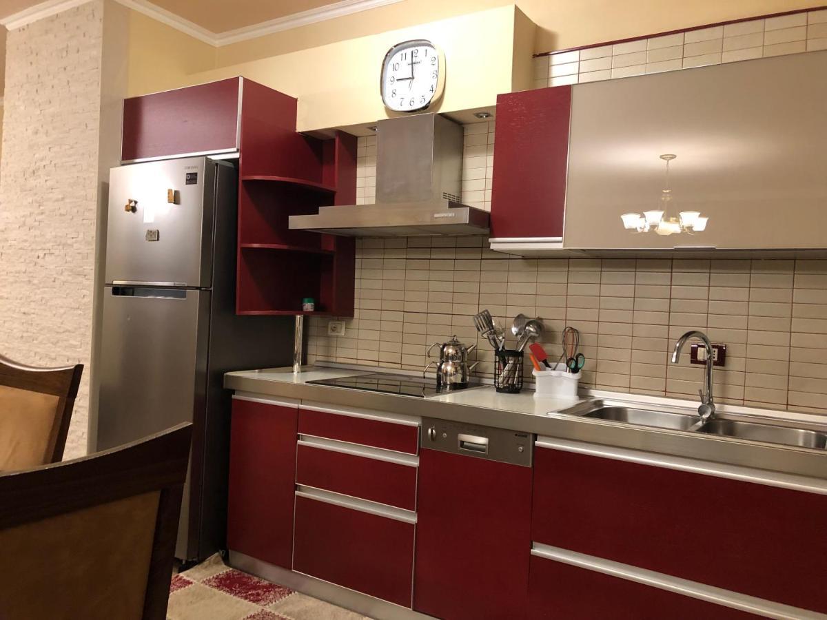 Apartament Fully Equipped Flat With Stunning Sea Views Durrës Zewnętrze zdjęcie